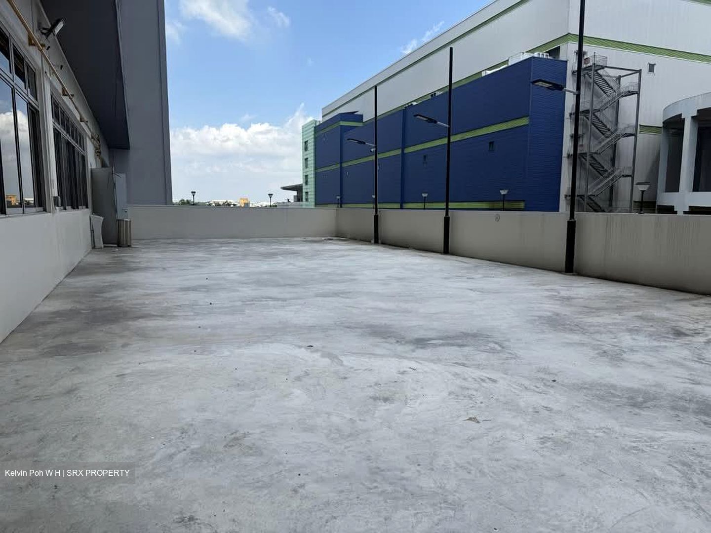 Mandai Connection (D25), Retail #567458011